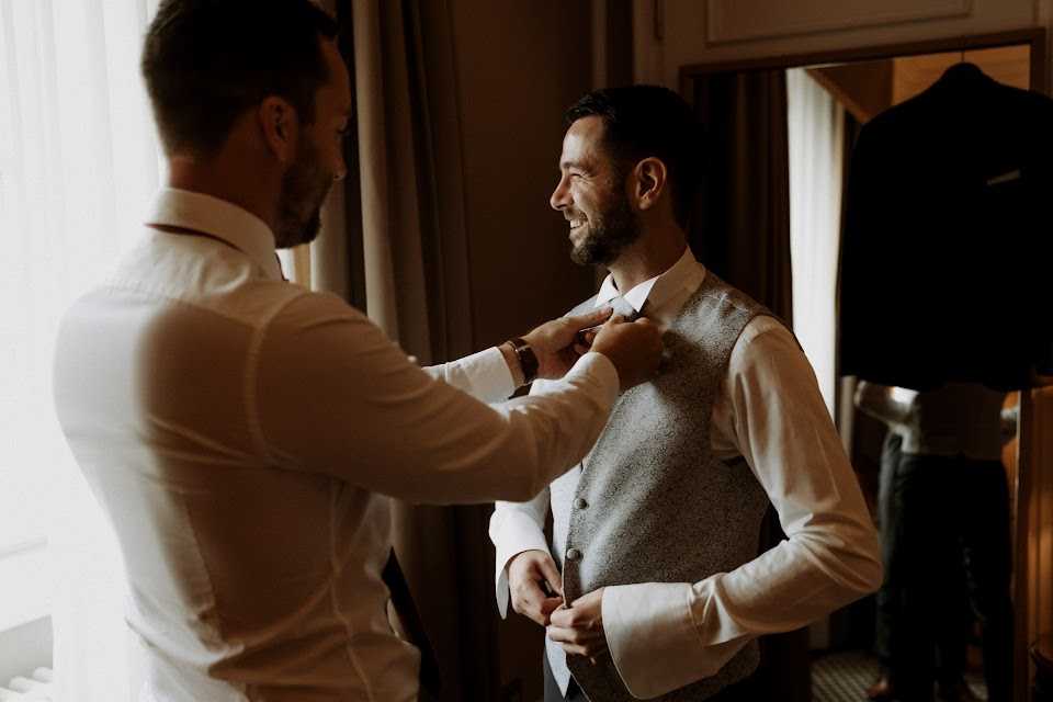 Hochzeit Schloss Bensberg Getting ready