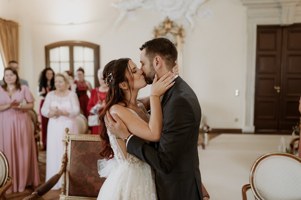 Hochzeit Schloss Bensberg Trauung Brautpaar